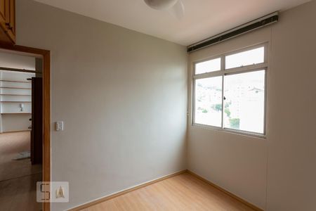 Apartamento para alugar com 77m², 2 quartos e 1 vaga Apartamento para alugar com 77m², 2 quartos e 1 vagaQuarto 2
