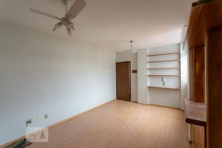 Sala de apartamento para alugar com 2 quartos, 77m² em Serra - Centro-sul, Belo Horizonte