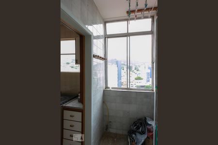 Apartamento para alugar com 77m², 2 quartos e 1 vaga Apartamento para alugar com 77m², 2 quartos e 1 vagaÁrea de Serviço