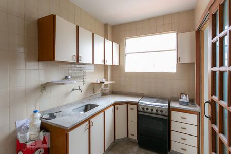 Apartamento para alugar com 77m², 2 quartos e 1 vaga Apartamento para alugar com 77m², 2 quartos e 1 vagaCozinha