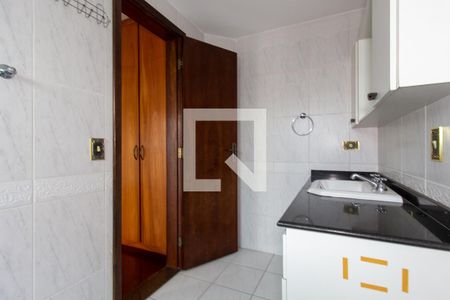 Apartamento para alugar com 210m², 4 quartos e 3 vagas Apartamento para alugar com 210m², 4 quartos e 3 vagasBanheiro da Suíte