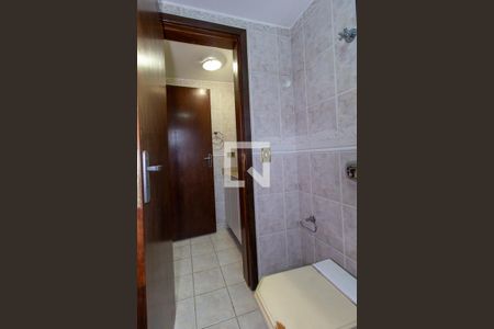 Apartamento para alugar com 210m², 4 quartos e 3 vagas Apartamento para alugar com 210m², 4 quartos e 3 vagasBanheiro Social