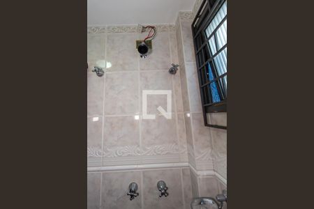 Apartamento para alugar com 210m², 4 quartos e 3 vagas Apartamento para alugar com 210m², 4 quartos e 3 vagasDetalhe do banheiro