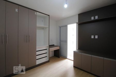 Apartamento à venda com 77m², 3 quartos e 2 vagasSuíte