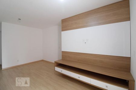 Sala de apartamento à venda com 3 quartos, 77m² em Jardim Flor da Montanha, Guarulhos