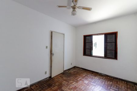 Casa à venda com 240m², 4 quartos e 4 vagasQuarto 4