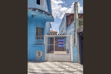 Casa à venda com 240m², 4 quartos e 4 vagasFachada