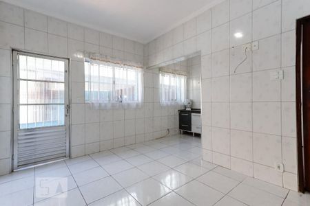 Casa à venda com 240m², 4 quartos e 4 vagasCozinha
