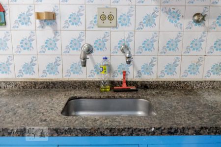 Casa à venda com 240m², 4 quartos e 4 vagasCozinha 2