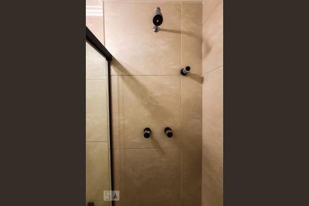 Apartamento à venda com 64m², 2 quartos e 1 vagaDetalhe Chuveiro