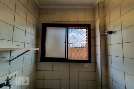 Apartamento à venda com 64m², 2 quartos e 1 vagaÁrea de Serviço