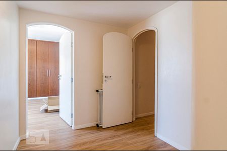 Apartamento para alugar com 278m², 4 quartos e 3 vagasAcesso Quartos/Área de serviço