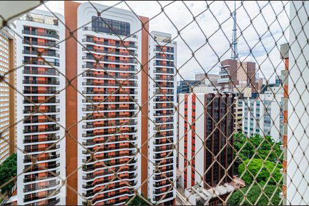 Apartamento para alugar com 278m², 4 quartos e 3 vagasVista