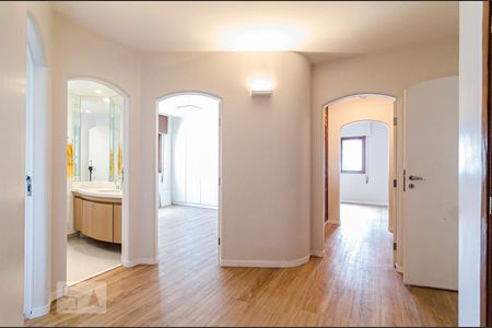 Apartamento para alugar com 278m², 4 quartos e 3 vagasCorredor