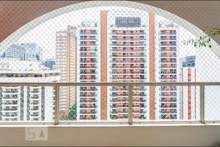 Apartamento para alugar com 278m², 4 quartos e 3 vagasVaranda