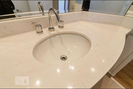 Apartamento para alugar com 278m², 4 quartos e 3 vagasBanheiro