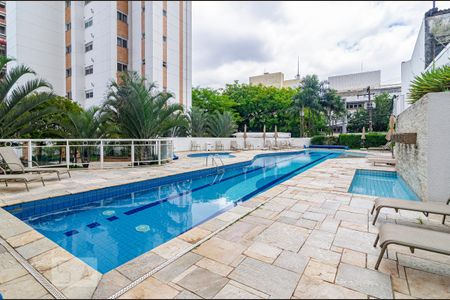 Apartamento à venda com 180m², 4 quartos e 3 vagasPiscina