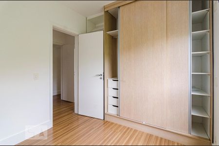 Apartamento à venda com 180m², 4 quartos e 3 vagasQuarto 4