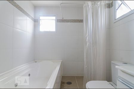 Apartamento à venda com 180m², 4 quartos e 3 vagasBanheiro da suíte 1
