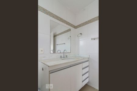 Apartamento à venda com 180m², 4 quartos e 3 vagasBanheiro da suíte 1