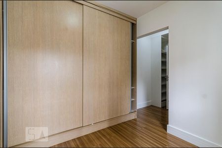 Apartamento à venda com 180m², 4 quartos e 3 vagasSuíte 2