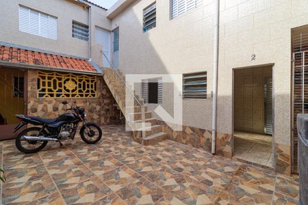 Casa para alugar com 28m², 1 quarto e sem vagaQuintal