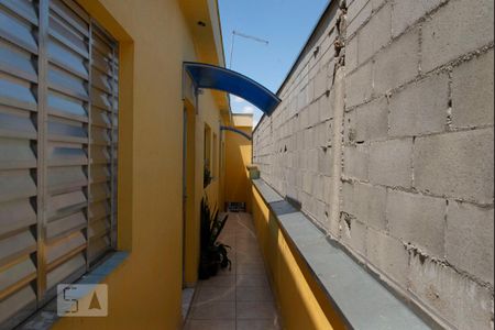 Entrada de casa de condomínio para alugar com 1 quarto, 30m² em Vila Tolstoi, São Paulo