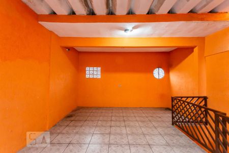 Casa à venda com 100m², 2 quartos e 1 vaga Casa à venda com 100m², 2 quartos e 1 vagaGaragem