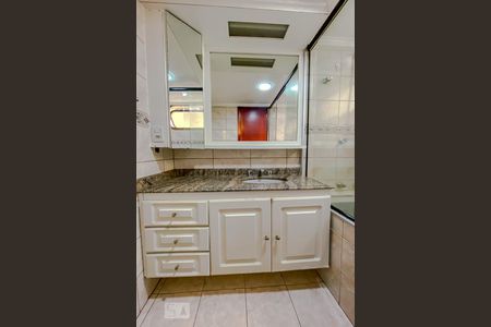 Apartamento para alugar com 155m², 4 quartos e 3 vagasBanheiro da Suite 2