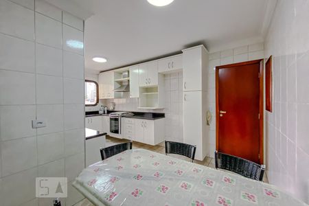 Apartamento para alugar com 155m², 4 quartos e 3 vagasCozinha