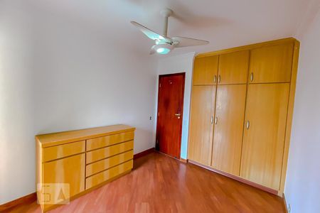 Apartamento para alugar com 155m², 4 quartos e 3 vagasQuarto