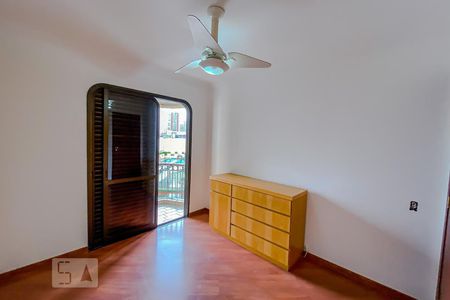 Apartamento para alugar com 155m², 4 quartos e 3 vagasQuarto