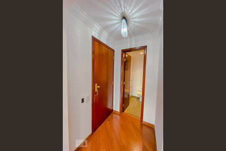 Apartamento para alugar com 155m², 4 quartos e 3 vagasCorredor