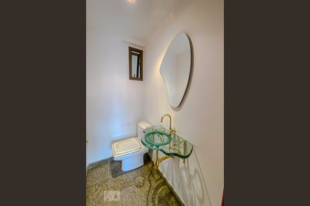 Apartamento para alugar com 155m², 4 quartos e 3 vagasLavabo