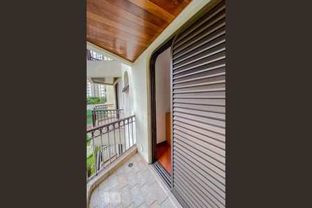 Apartamento para alugar com 155m², 4 quartos e 3 vagasVaranda do Quarto