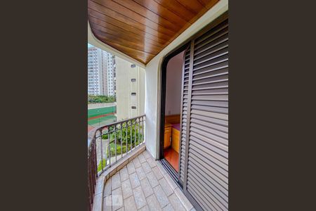 Apartamento para alugar com 155m², 4 quartos e 3 vagasVaranda da Suite