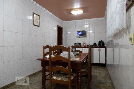 Casa à venda com 493m², 4 quartos e 2 vagas