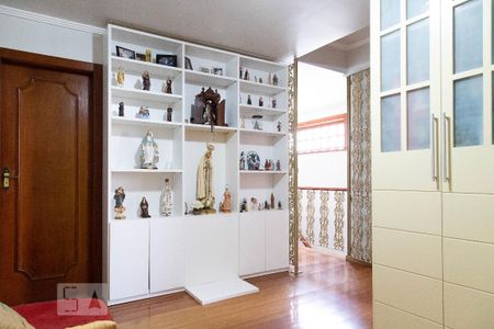 Casa à venda com 493m², 4 quartos e 2 vagas