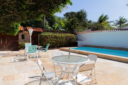 Casa à venda com 493m², 4 quartos e 2 vagas