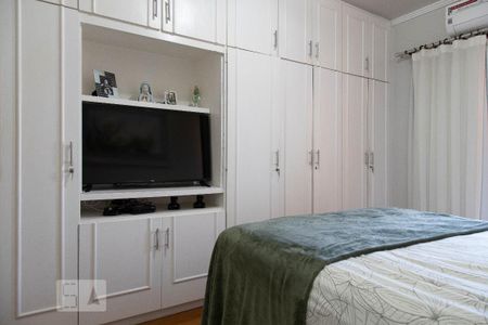 Casa à venda com 493m², 4 quartos e 2 vagas Casa à venda com 493m², 4 quartos e 2 vagasSuíte 3