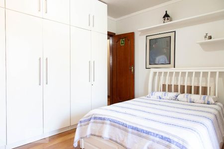 Casa à venda com 493m², 4 quartos e 2 vagas