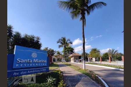 Casa à venda com 493m², 4 quartos e 2 vagas Casa à venda com 493m², 4 quartos e 2 vagasFachada do Condomínio