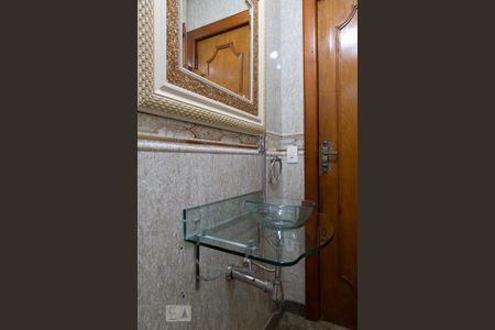 Casa à venda com 493m², 4 quartos e 2 vagas