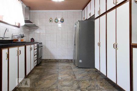 Casa à venda com 493m², 4 quartos e 2 vagas