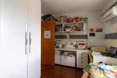 Apartamento à venda com 96m², 3 quartos e 1 vagaQuarto