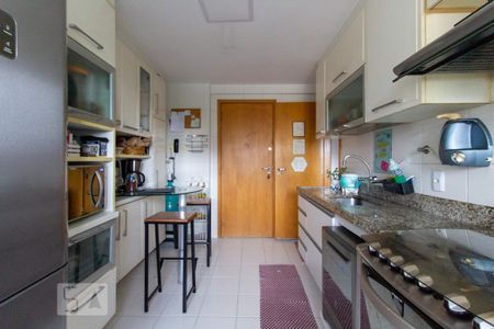 Apartamento à venda com 96m², 3 quartos e 1 vagaCozinha