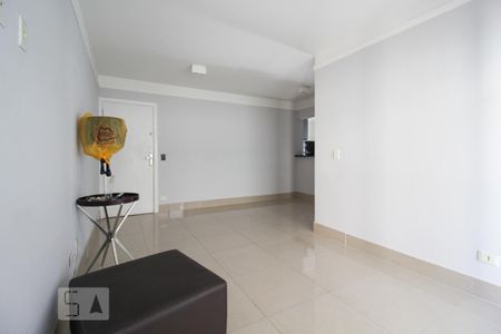 Apartamento para alugar com 67m², 2 quartos e 1 vaga Apartamento para alugar com 67m², 2 quartos e 1 vagaSala