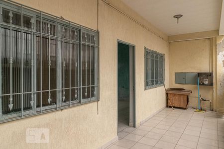 Casa à venda com 323m², 3 quartos e sem vagaEntrada