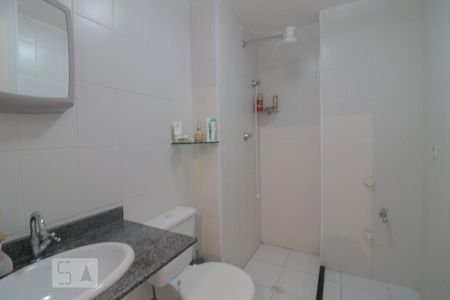 Banheiro de apartamento à venda com 1 quarto, 33m² em Jardim Brasília (zona Norte), São Paulo