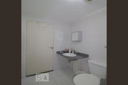 Apartamento à venda com 33m², 1 quarto e sem vagaBanheiro